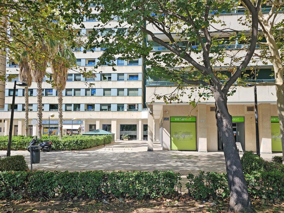 Apartamentos Las Ciencias U Валенсия Экстерьер фото